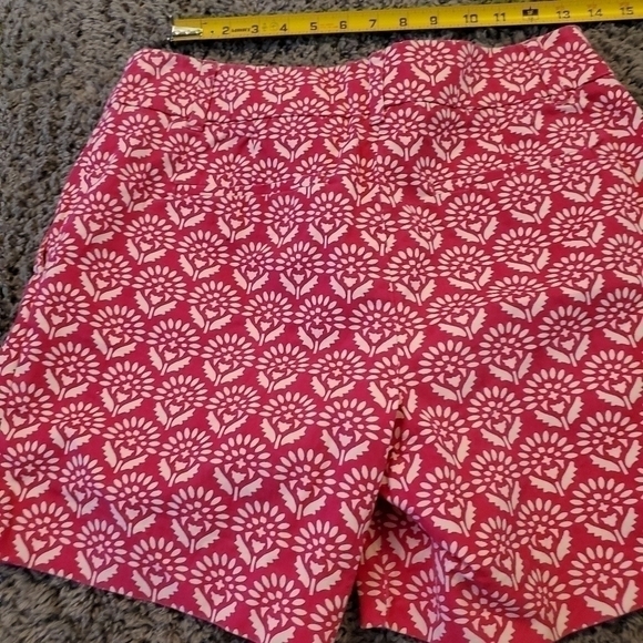 ANN Taylor Loft The Rivera Short - Picture 9 of 9